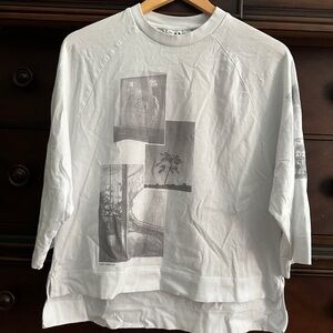 Stylish Gray Graphic Women's Tshirt GANNI